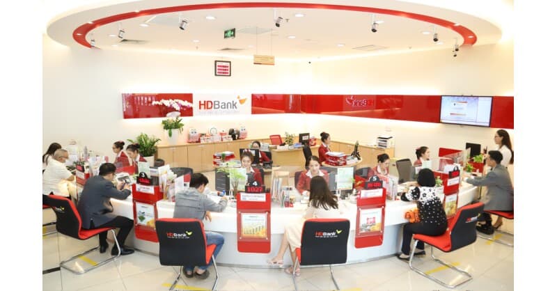 Fitch Assigns First-Time Rating to HDBank, One of Highest for Vietnamese Banks