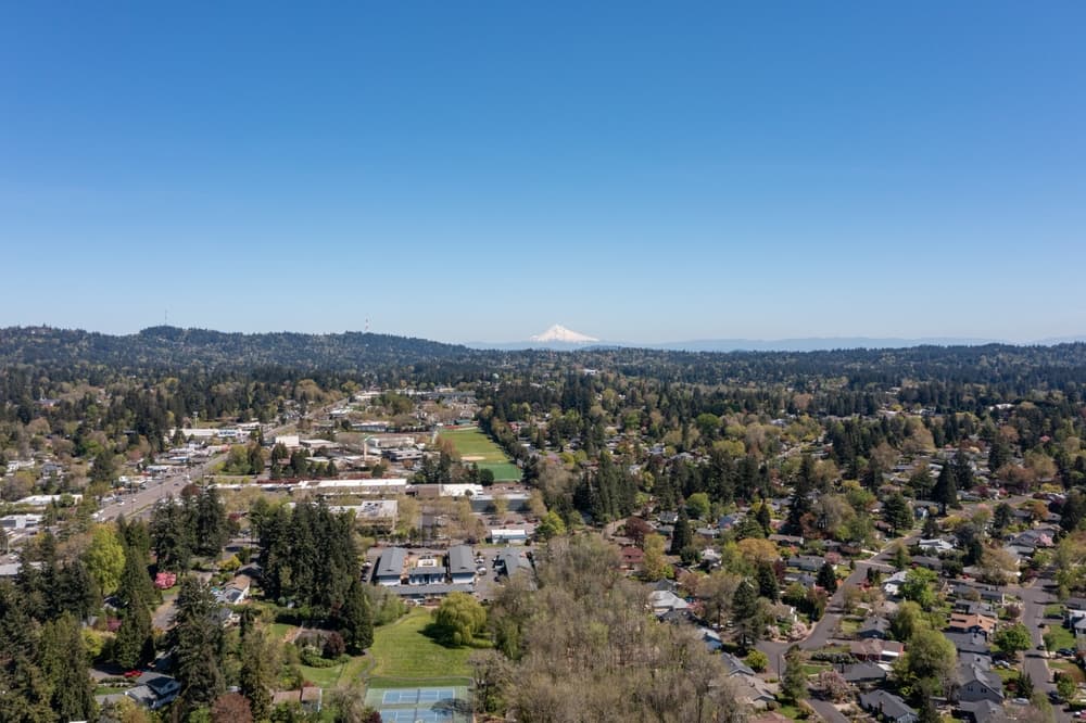 Beaverton Housing Market Mirrors Tech Employment Cycles as Buyers and Sellers Navigate Affordability Constraints