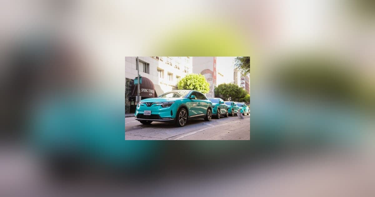 Green SM Officially Launches All-Electric Taxi Service in the U.S.