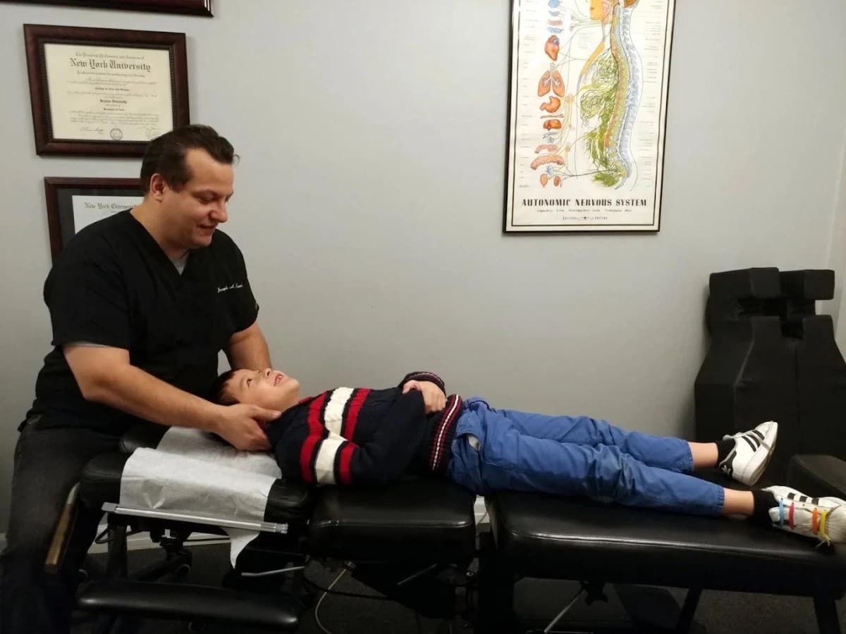 Cucci Chiropractic Celebrates 25 Years and Expands Accessibility with Spanish-Language Intake Forms