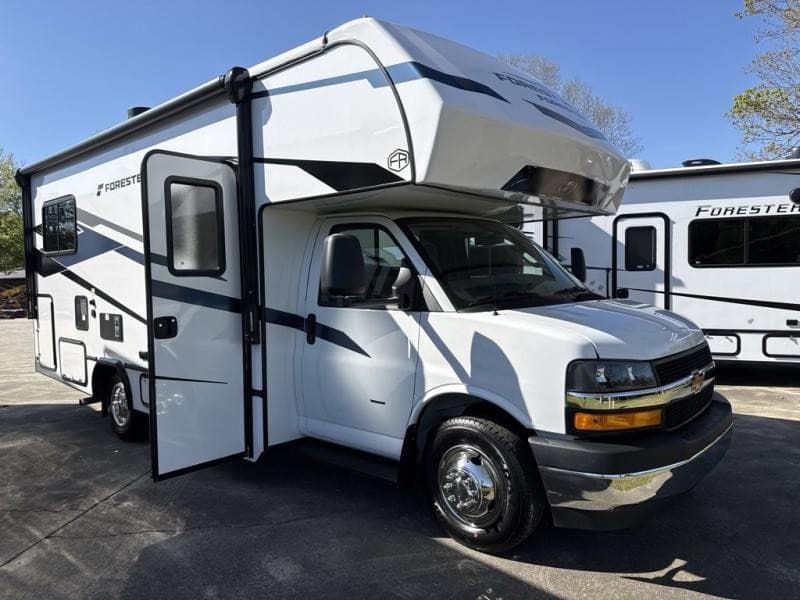 Open Roads Complete RV Expands Camper Inventory Across Georgia Locations