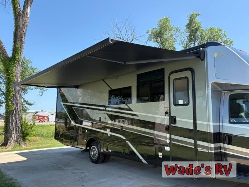 Wade’s RV Expands Inventory with 2026 Coachmen Concord Motorhomes and Used Campers in Oklahoma