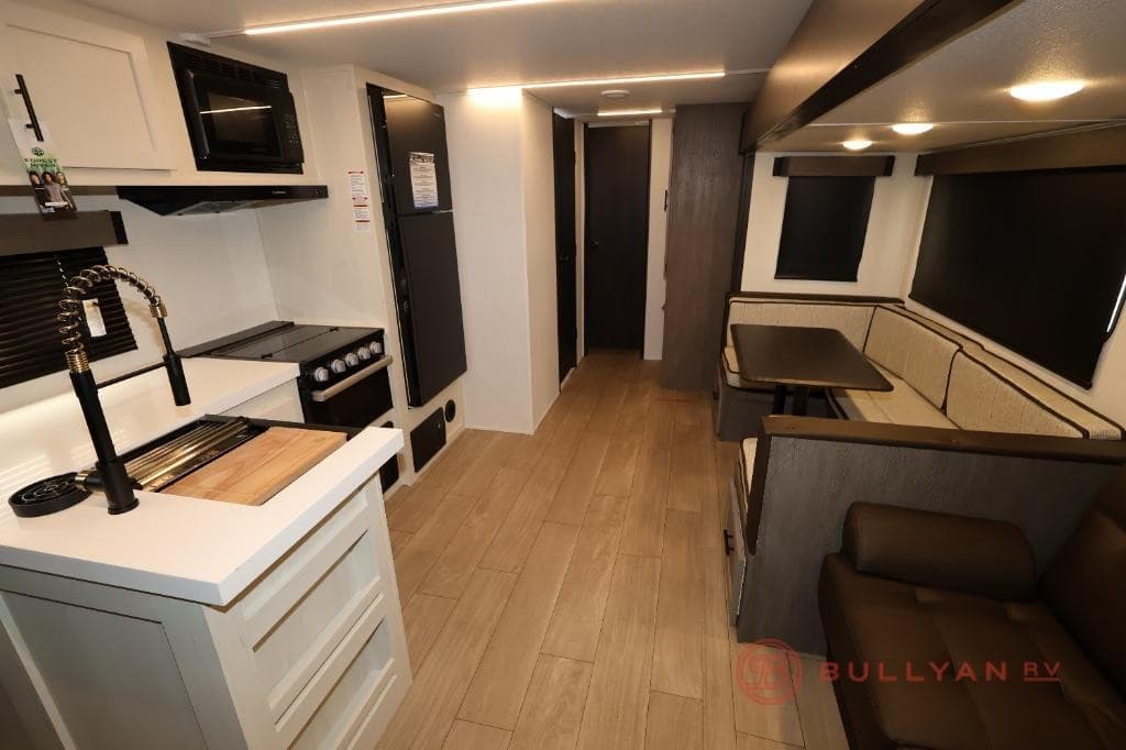 Bullyan RV Updates Seasonal Inventory to Meet Spring Travel Demand in Minnesota