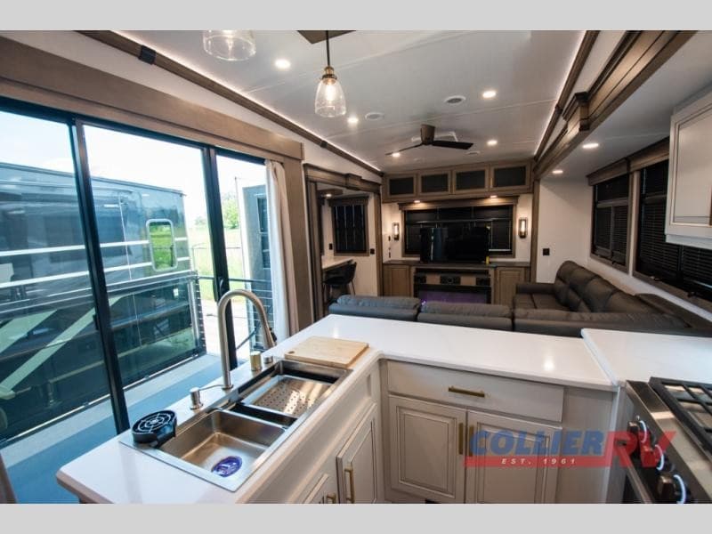 Collier RV Rockford Updates 2025 Inventory to Meet Illinois RV Demand